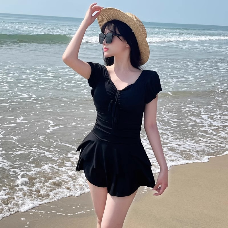 بدلة سباحة نسائية حمراء بفتحة  - مراجعة Swimsuit Bikini Ruched وسعره